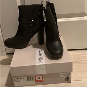 CLARKS Ankle boots